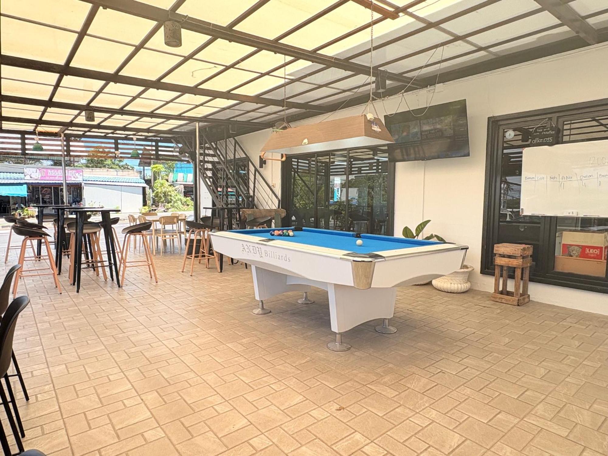 1715 House - White Rhino Hotel Rawai Bagian luar foto